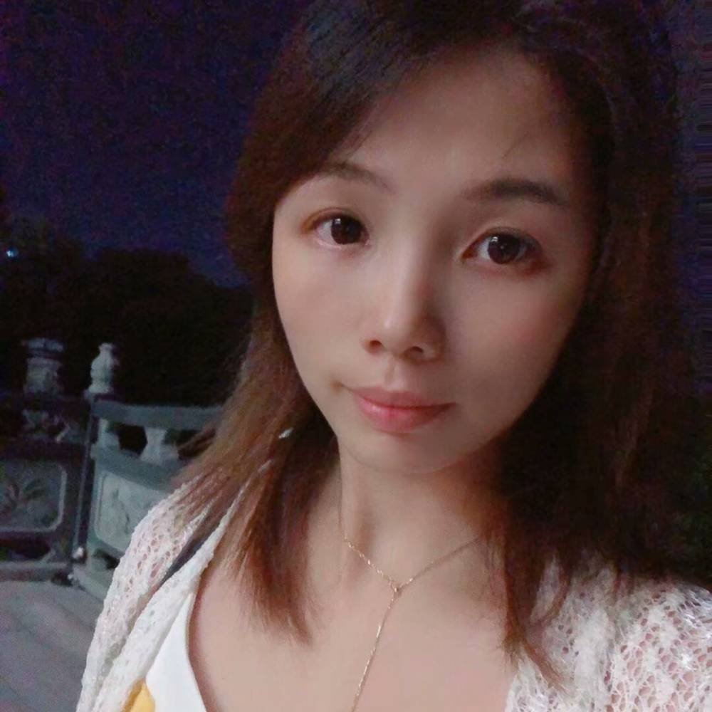 尐尐紫鸢的照片