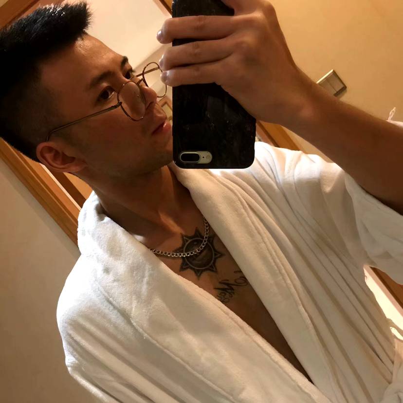 曾哲威的照片