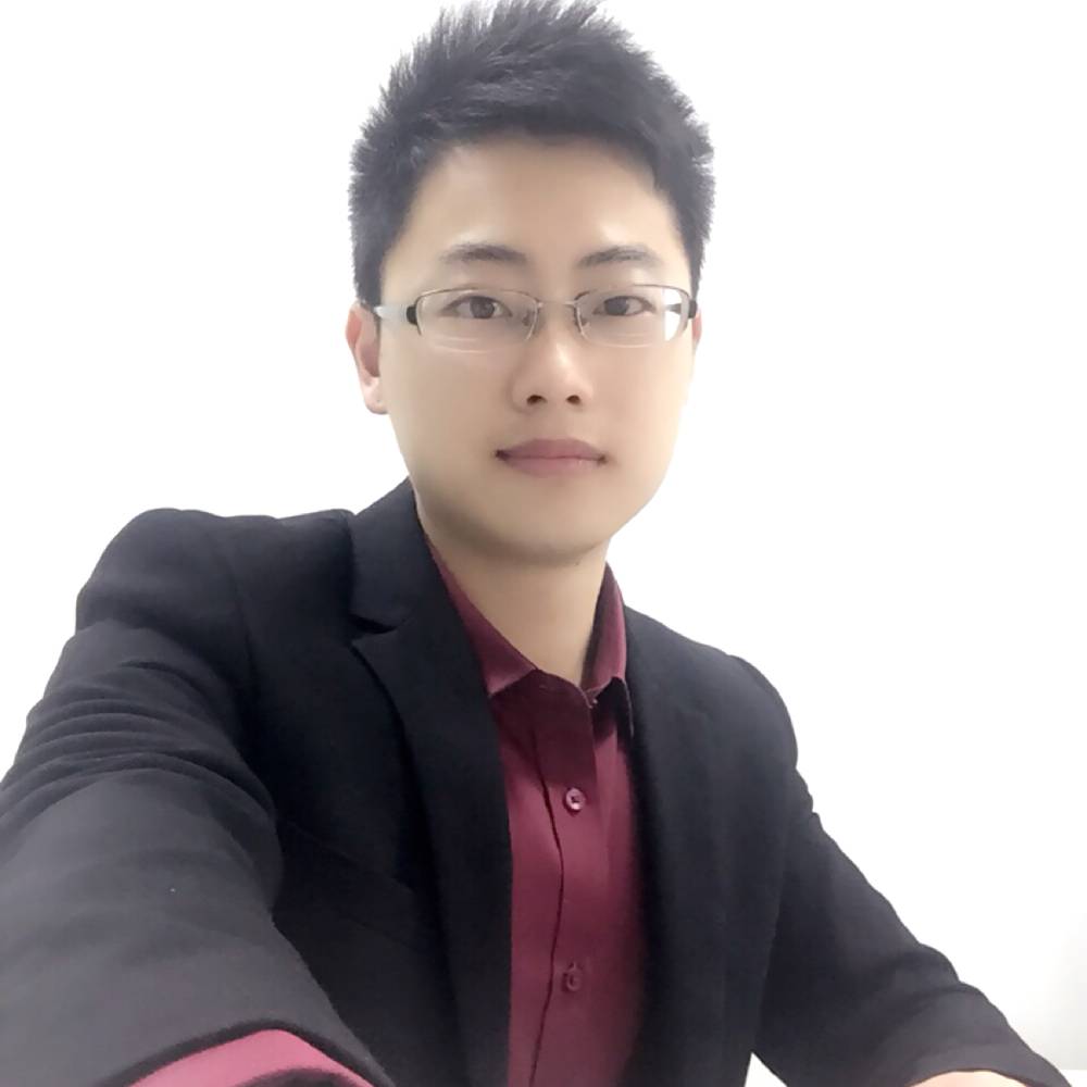 李谢鹏的照片
