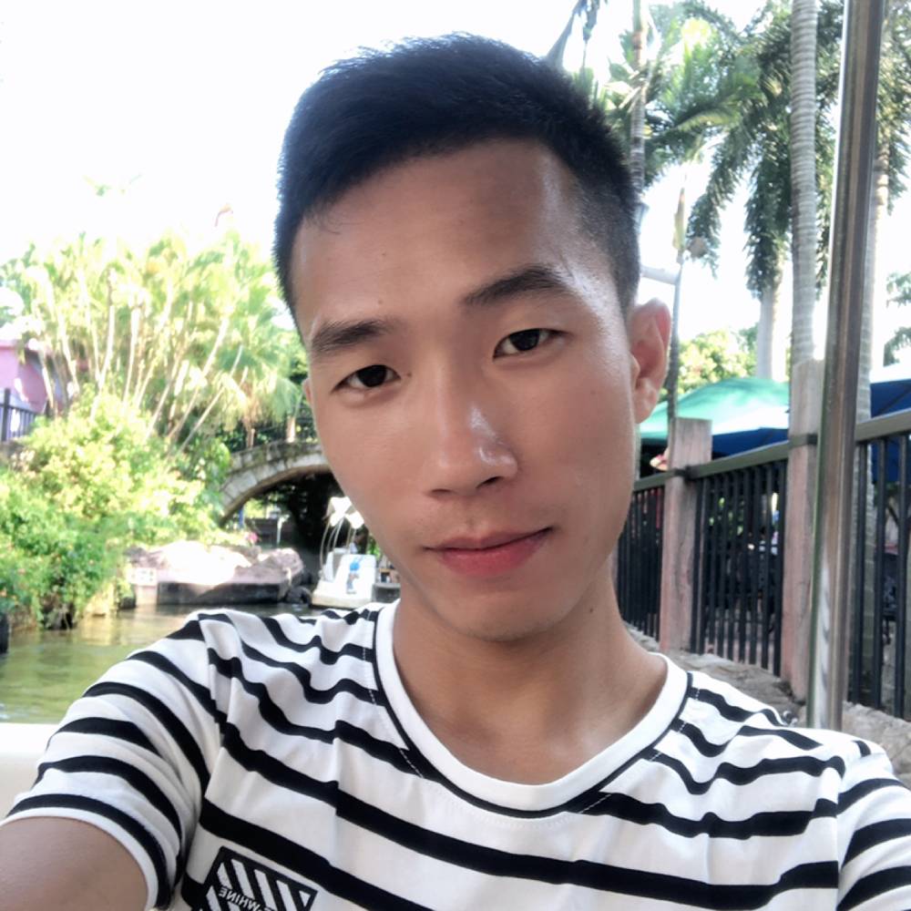 善良笑余溫的照片