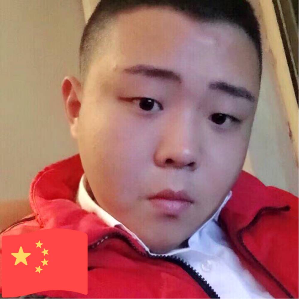 吕博成的照片