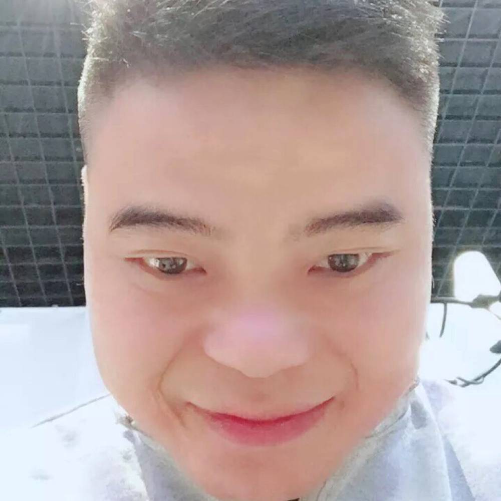 俊逸放弃小天鹅的照片