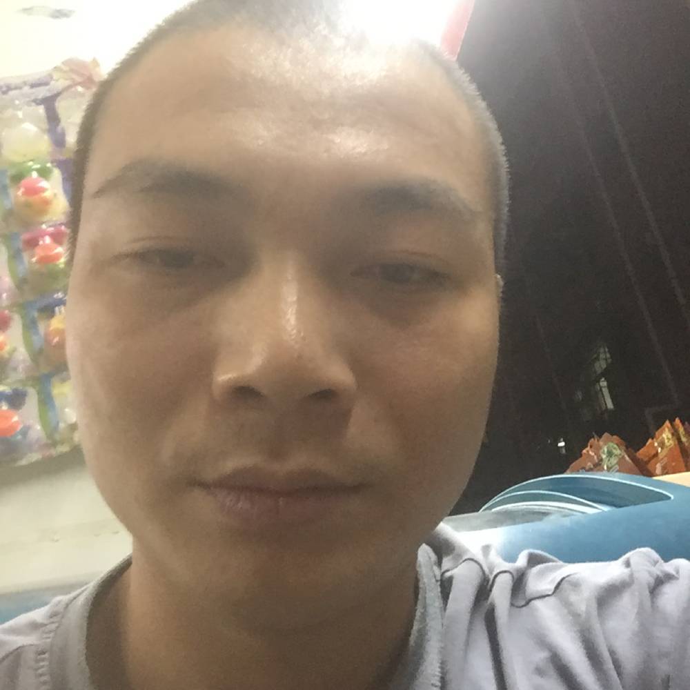水杯说寂寞的照片