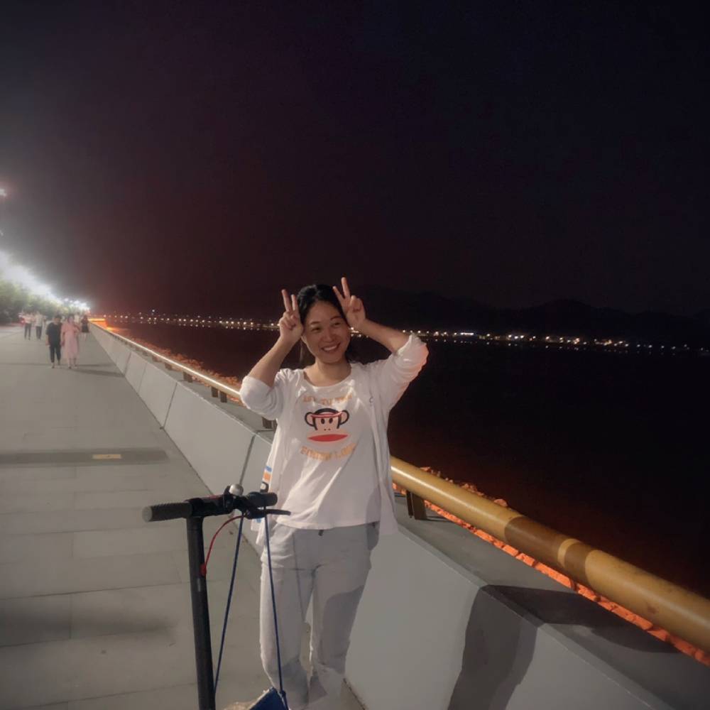 老师可靠mm的照片