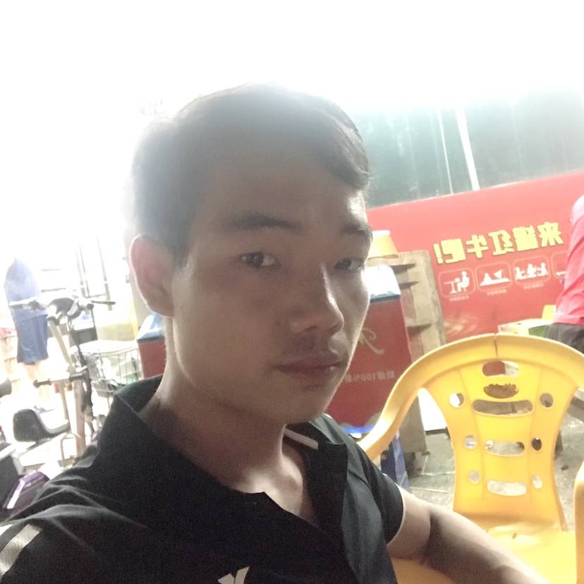 务实改变琉璃的照片