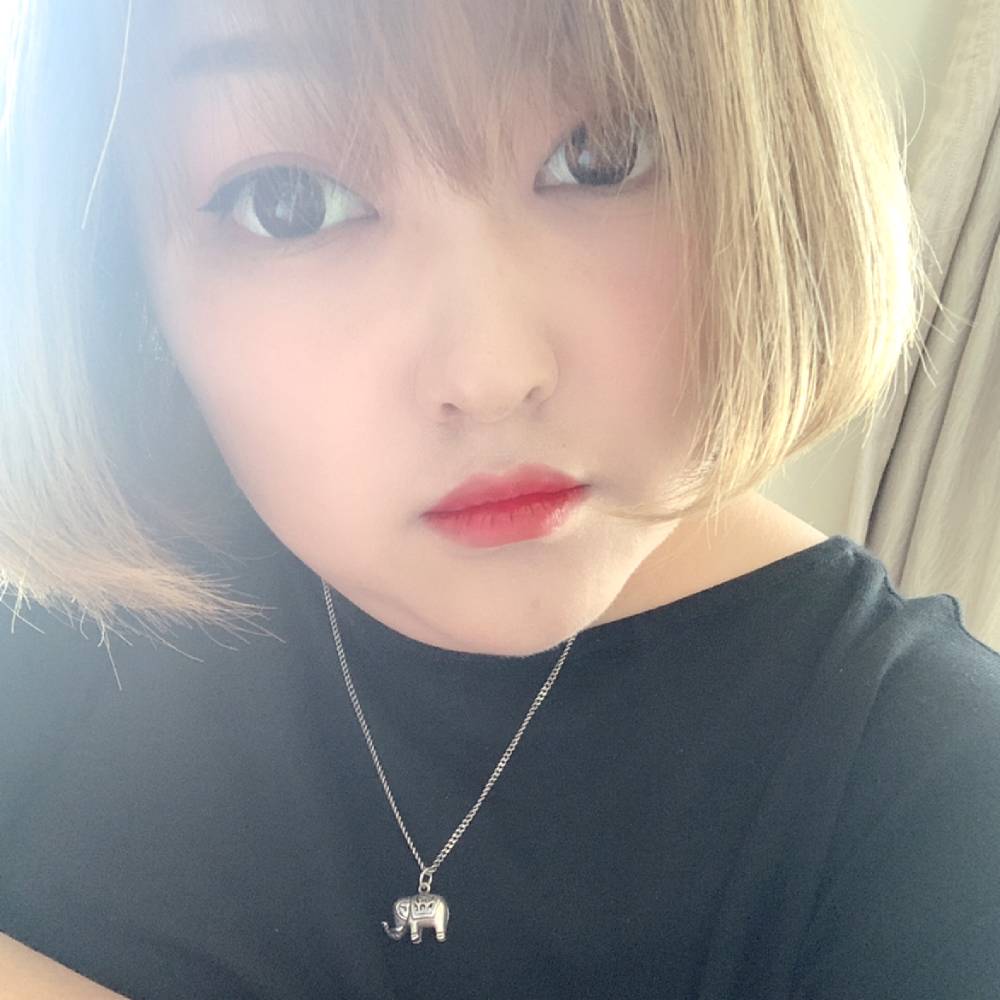 崔馨月的照片