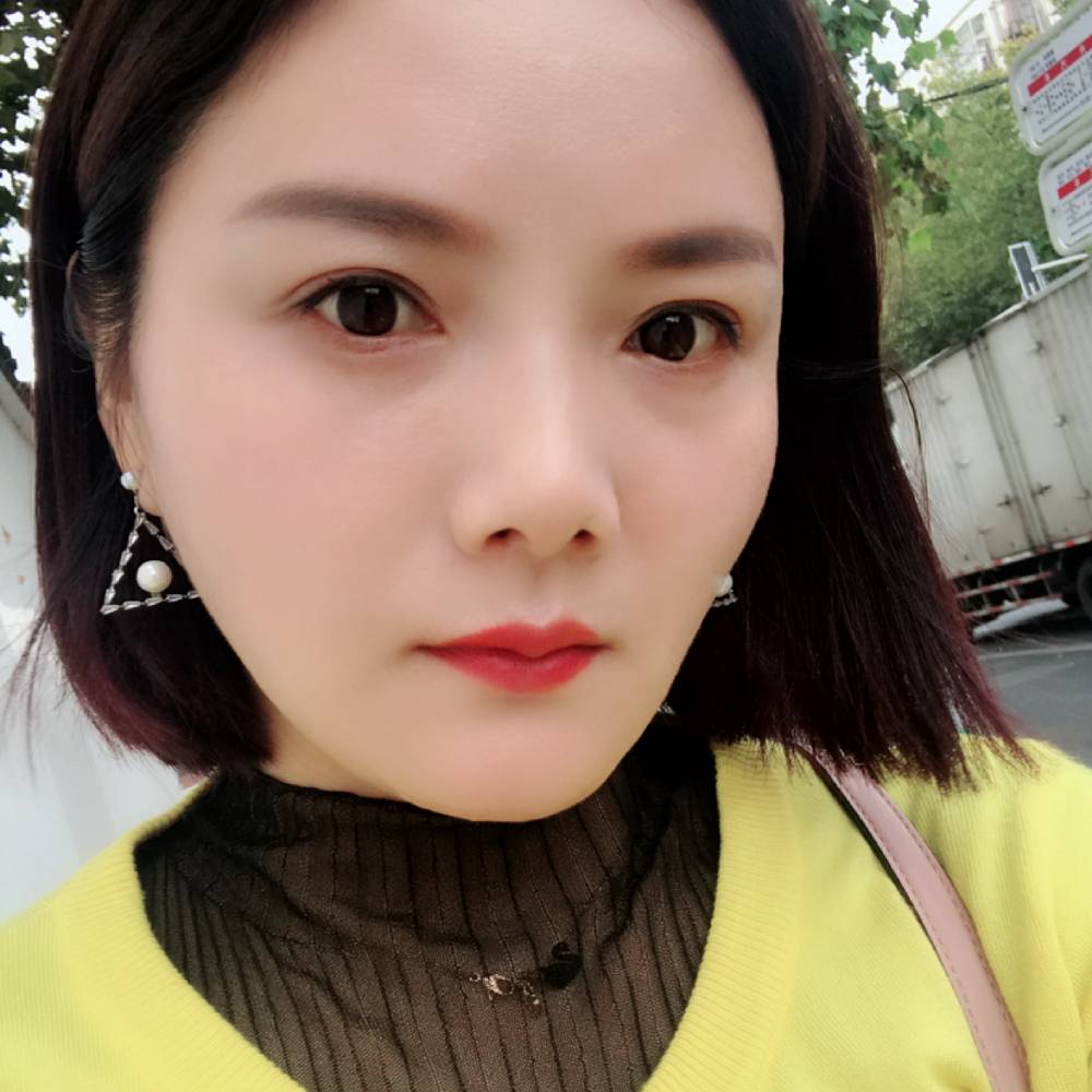 灵巧挽手铃铛的照片