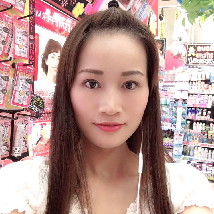 挽手雪糕的照片