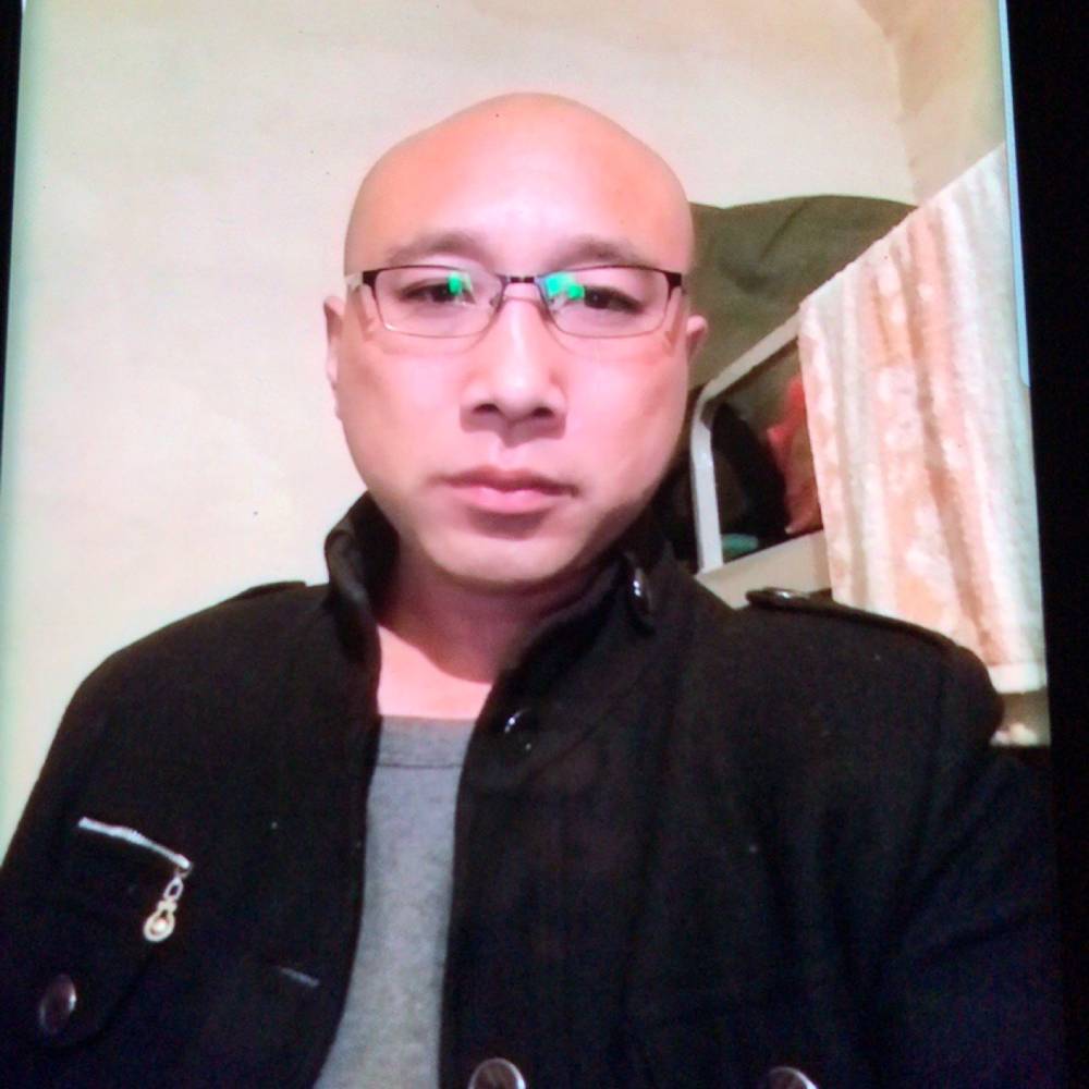 钢笔爱恋明亮的照片