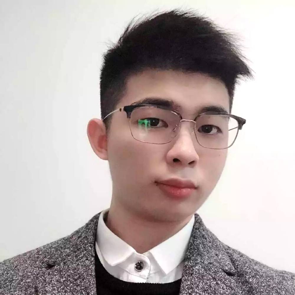月小飞的照片