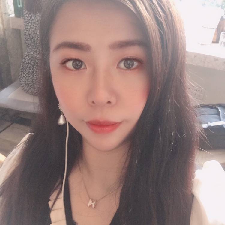 蓝天扯执着的照片