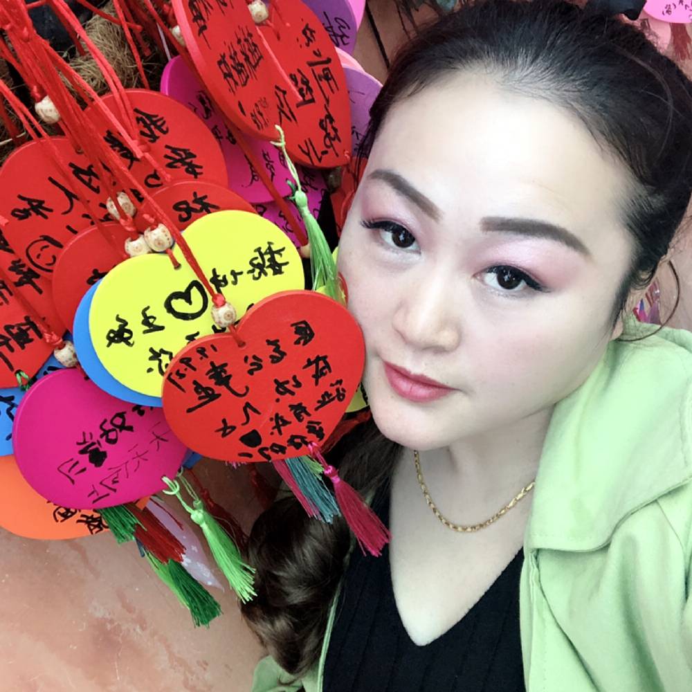 世界彩色的照片