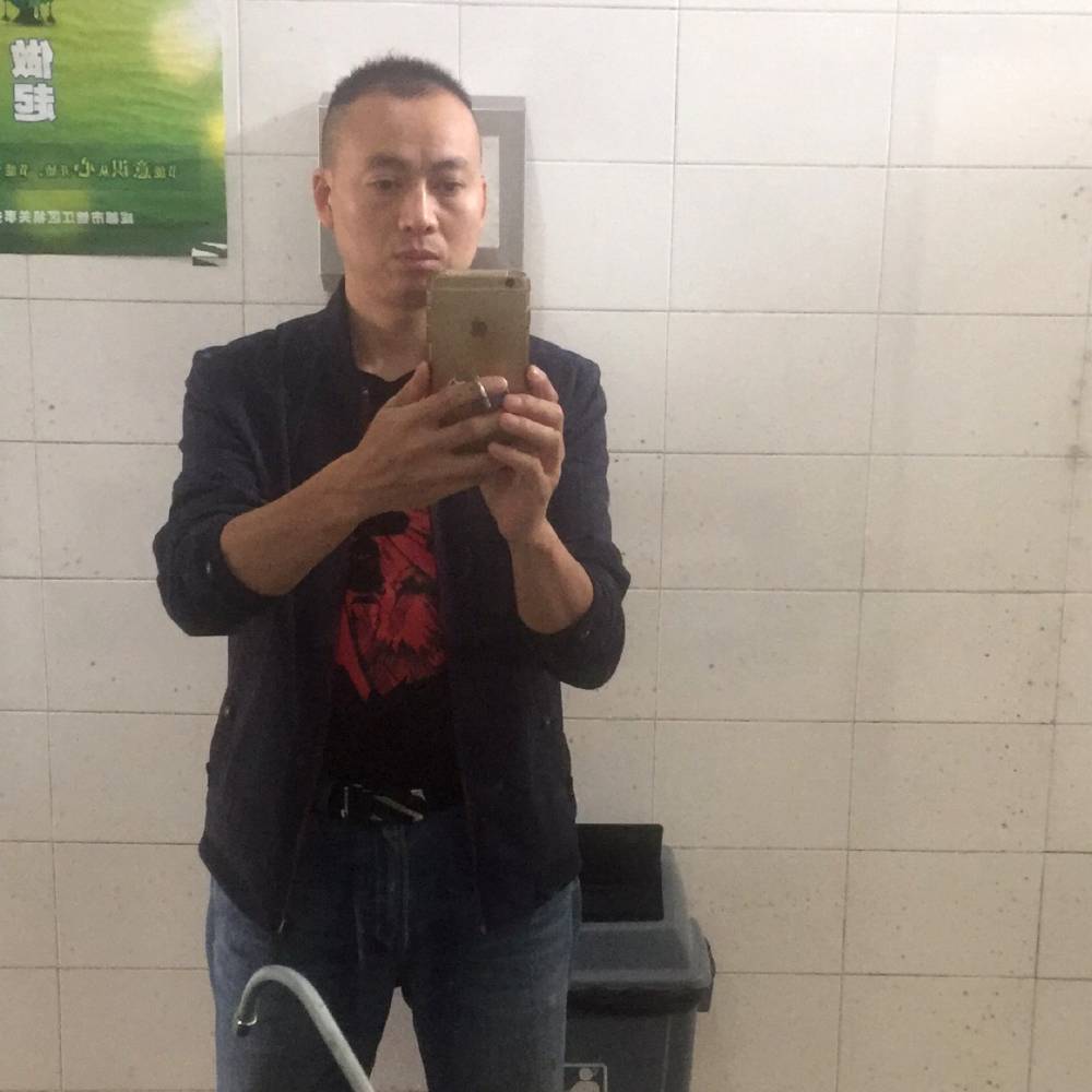朱歌哥的照片