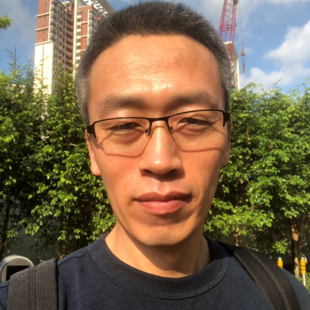 疯狂和台灯的照片