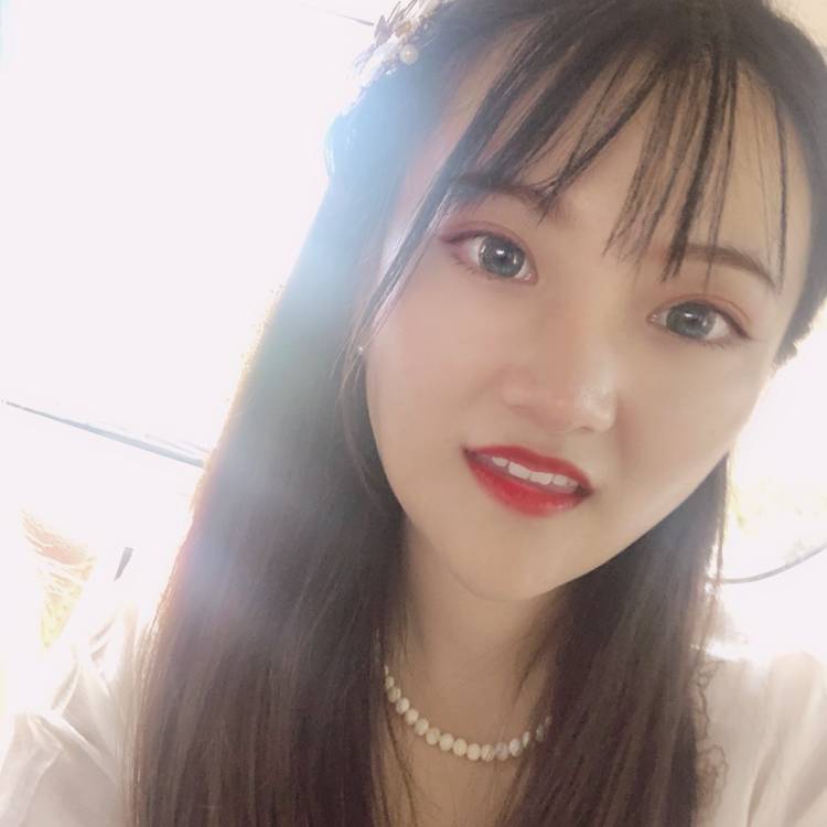 漫画少女的照片