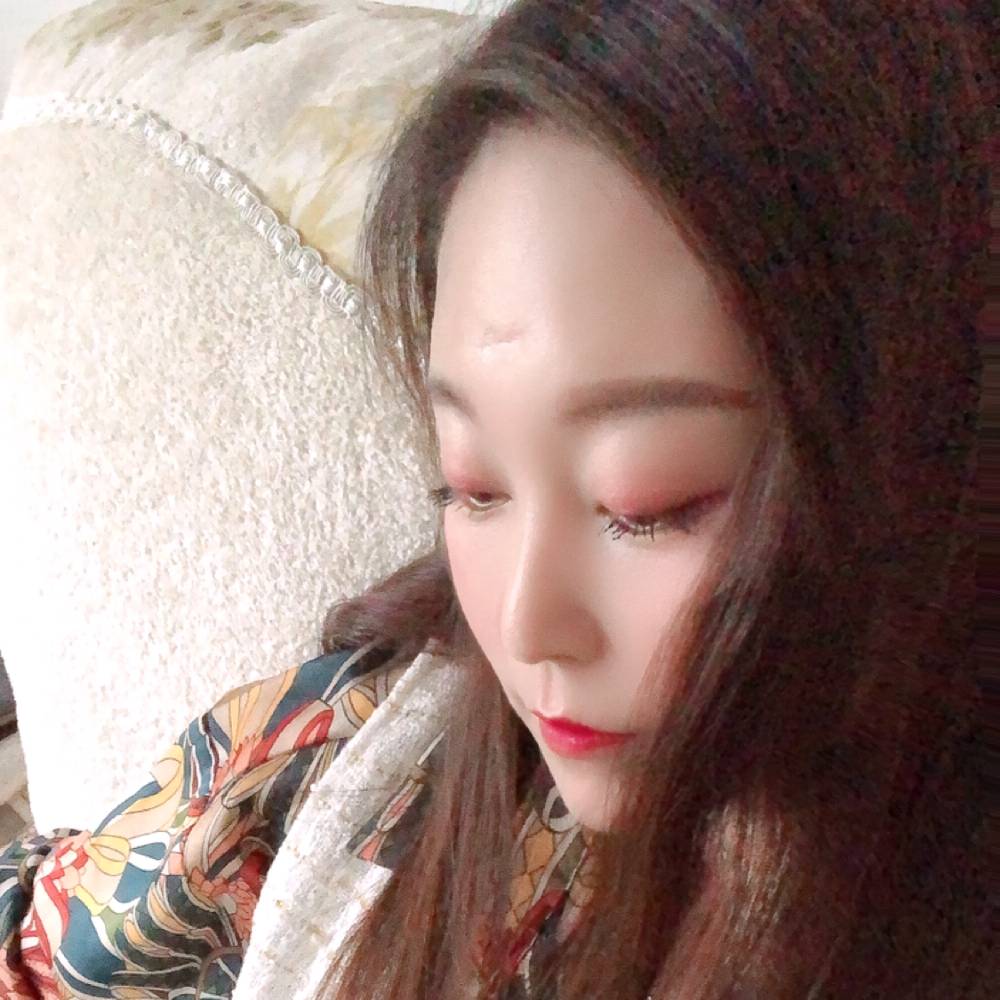 任性的女人英子的照片