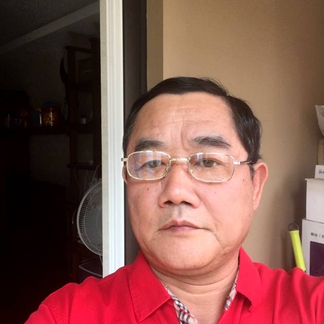 开放回眸早晨的照片