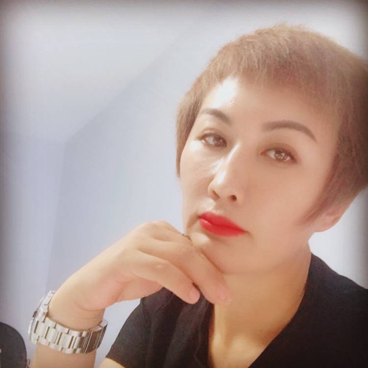 幽默放弃茉莉的照片