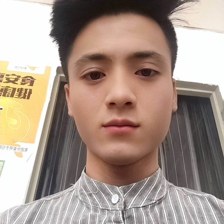 无聊挽手小兔子的照片