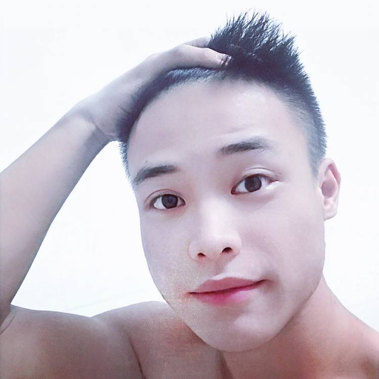 冷月多么怡然的照片