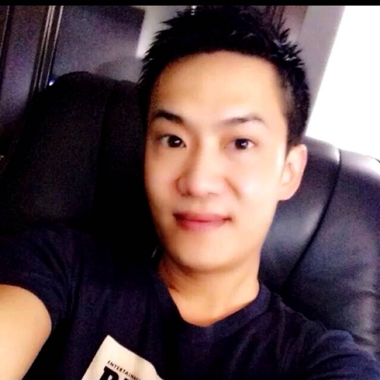 秋颜泪了后来的照片