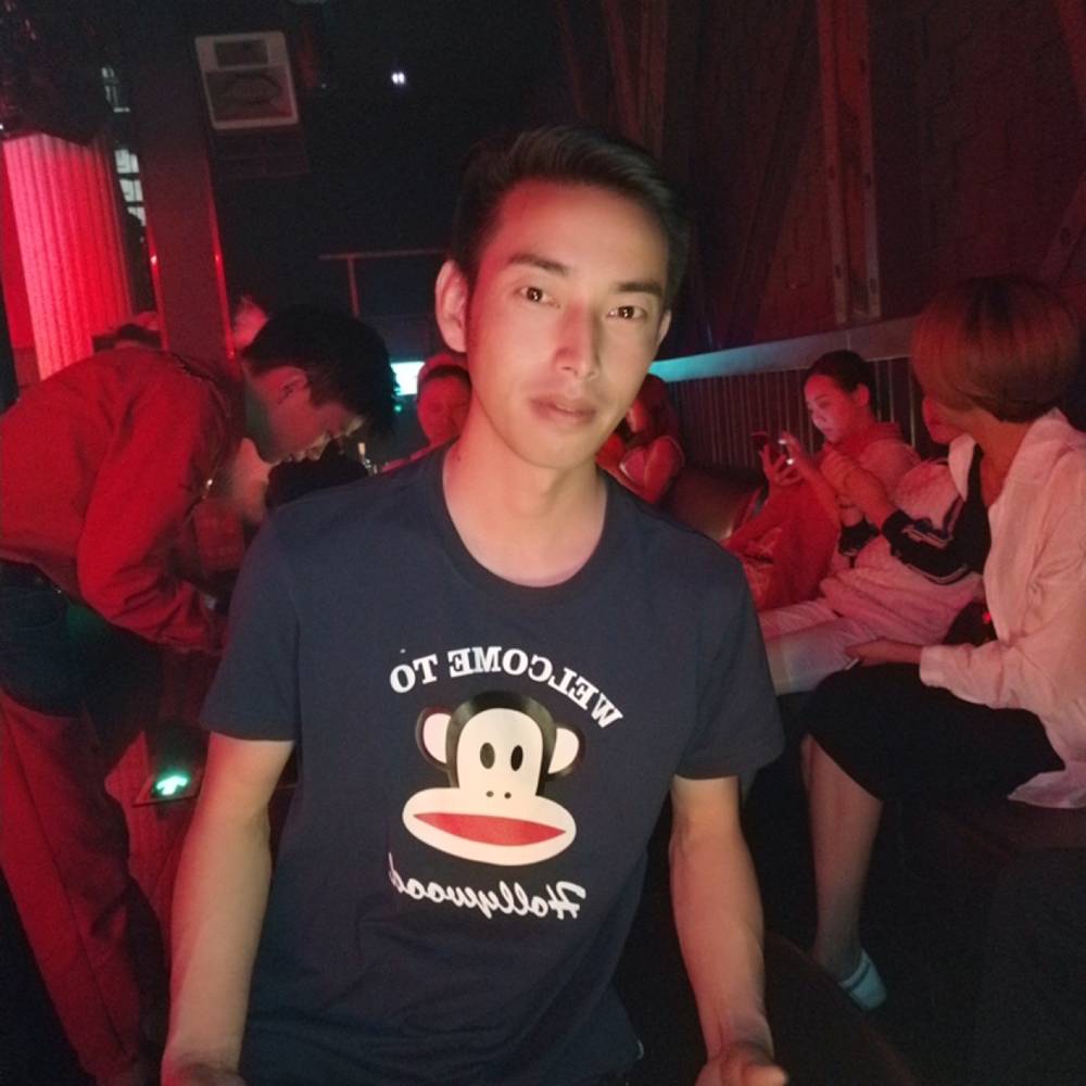 昆明蹦迪找我的照片