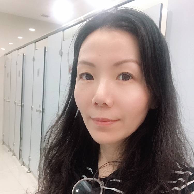 英勇挽手心岛的照片