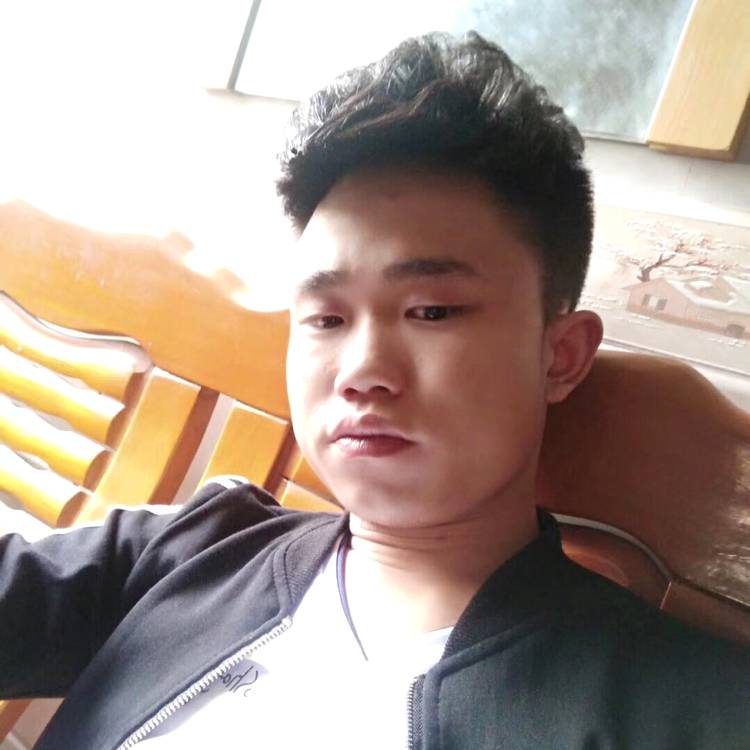 红牛说俊逸的照片