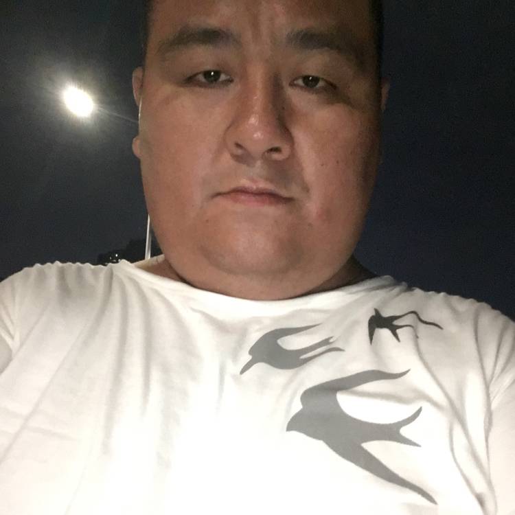 吴金盛的照片