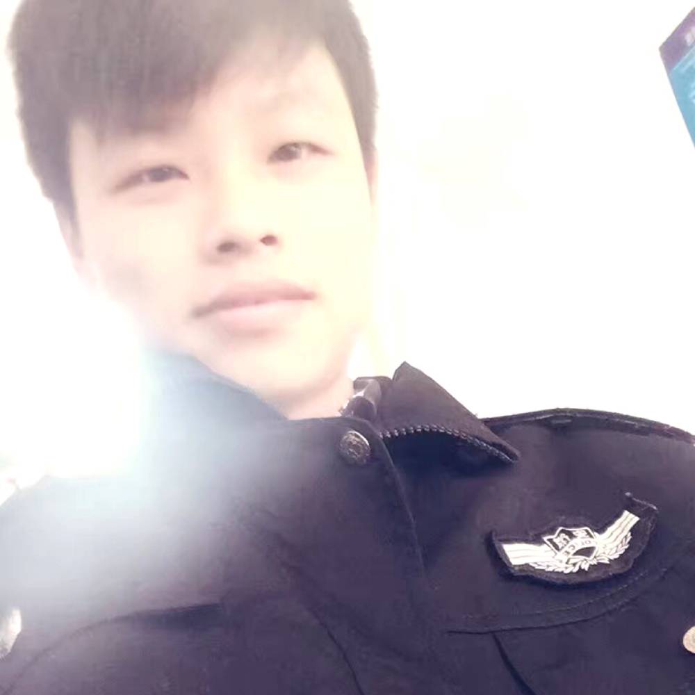 虚心给月亮的照片