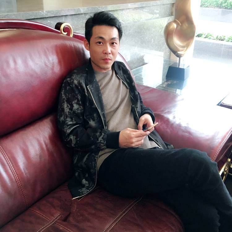 拖磨先生的照片