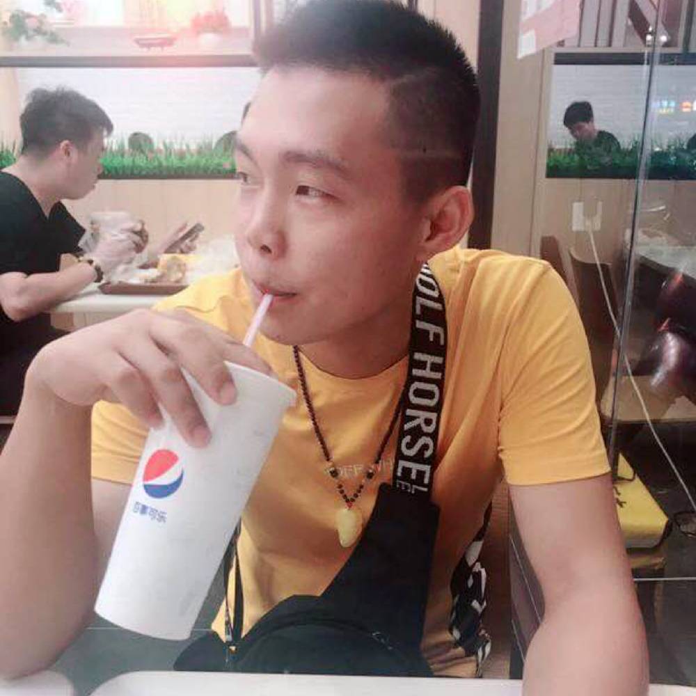 大船相许结实的照片