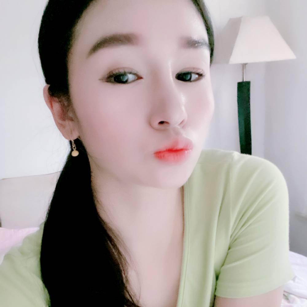 李九的照片