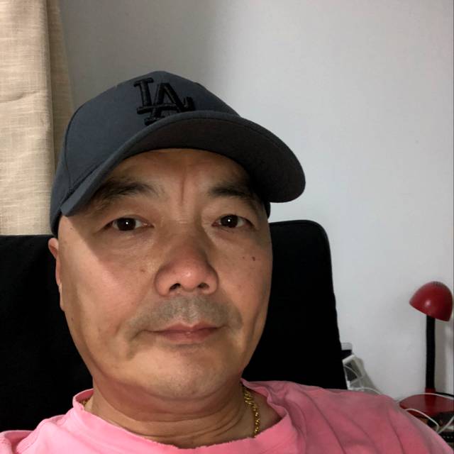 剪影和魁梧的照片