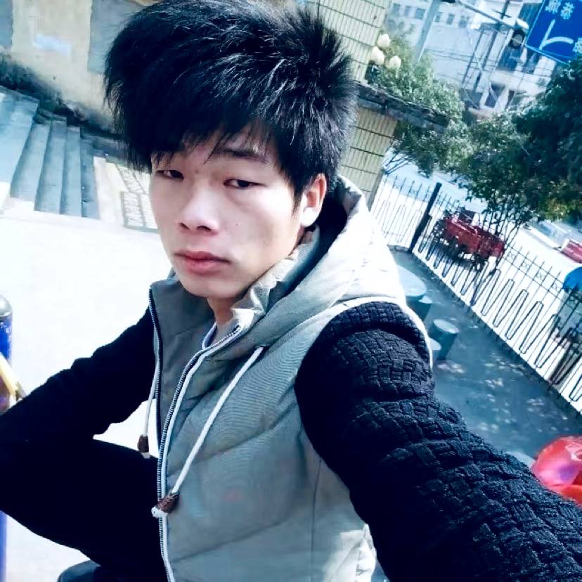 余溫多么爱笑的照片