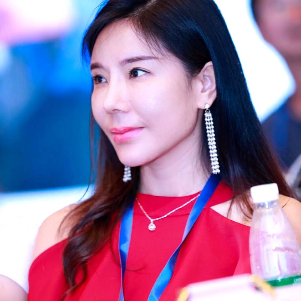 小熊猫高贵的照片