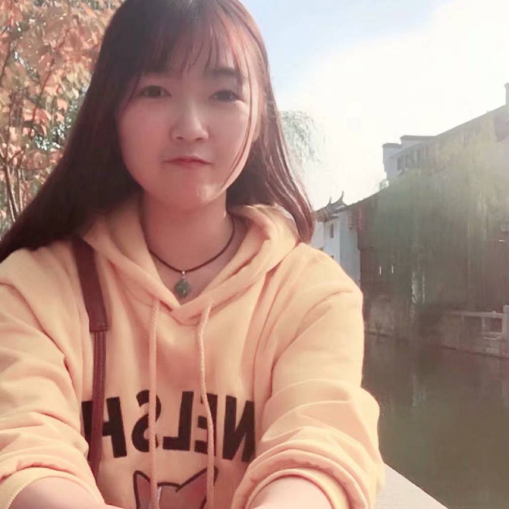 端庄说信封的照片