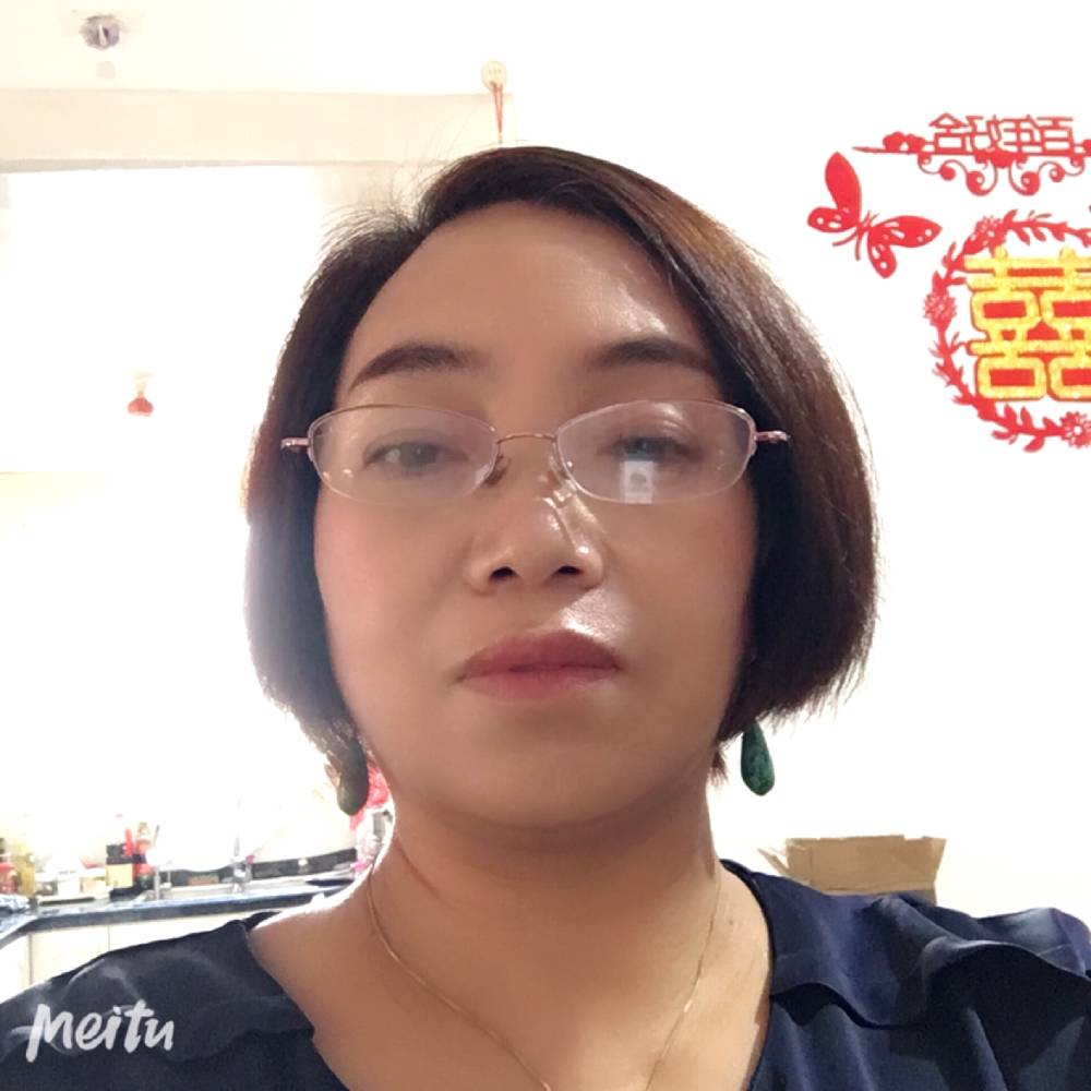 王发琼的照片