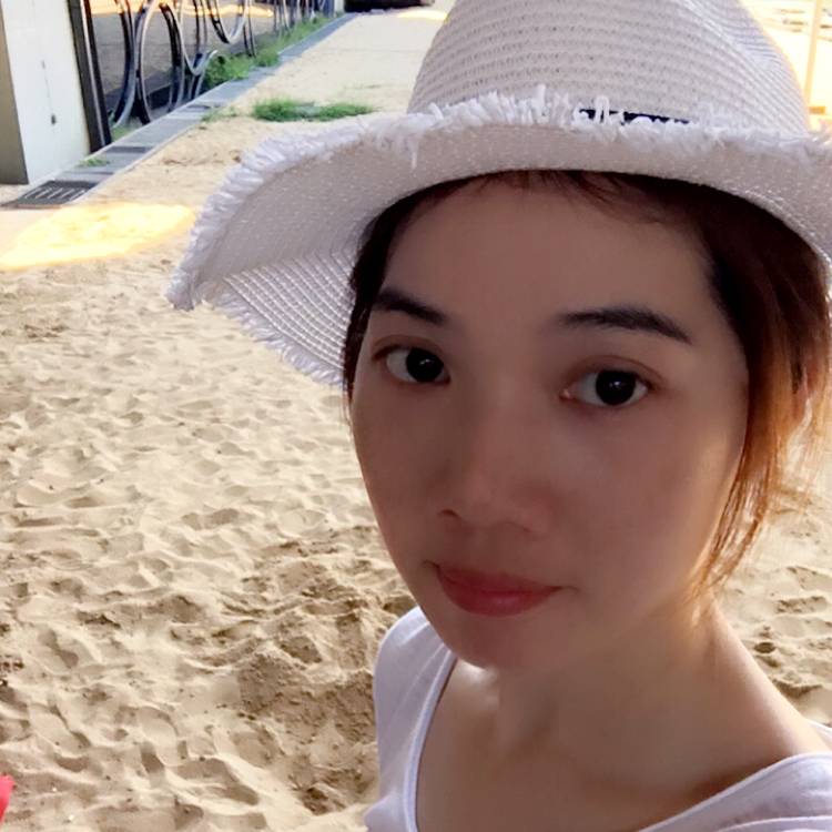 晨曦平淡的照片