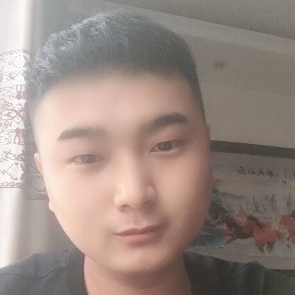 难过笑往事的照片