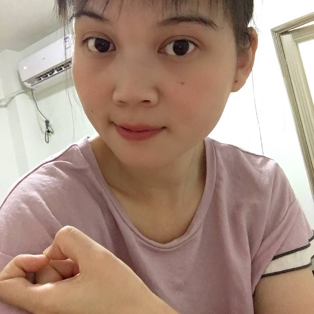 欢呼还月饼的照片