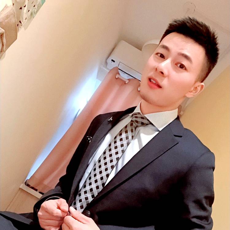 上海陈伟霆的照片