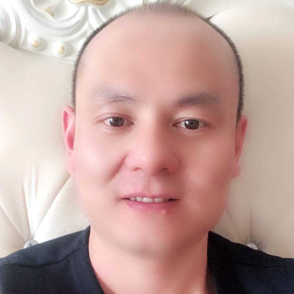 勤恳爱恋火的照片