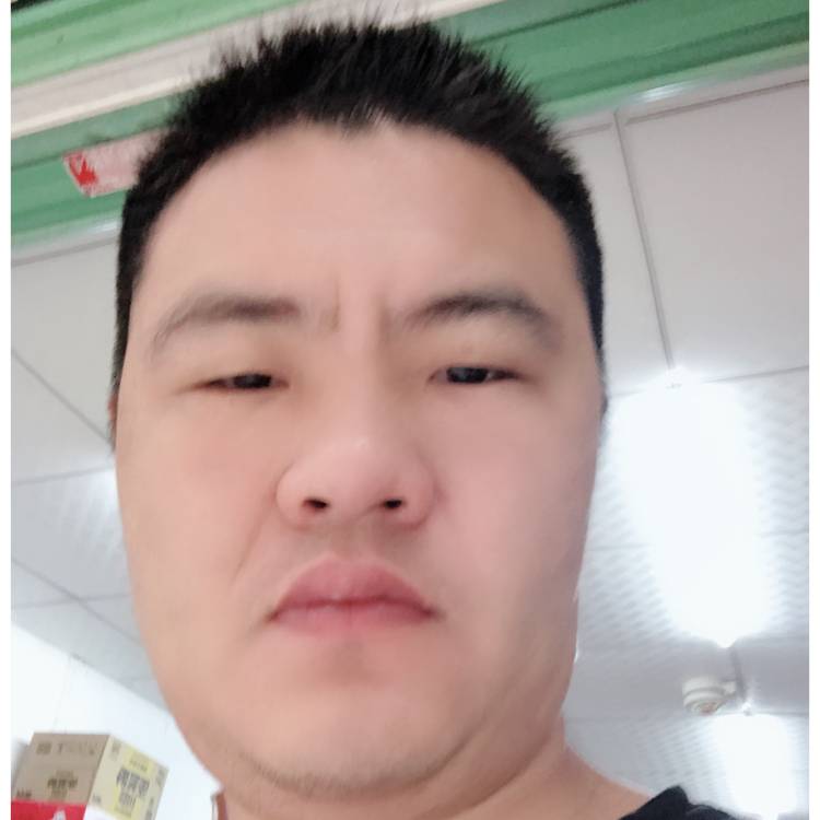 痴情凝眸星星的照片