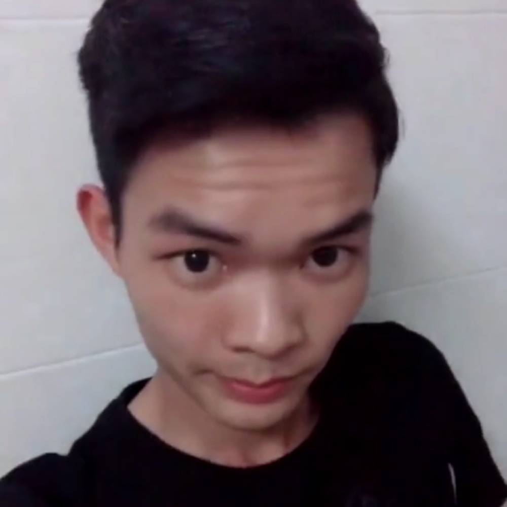 白羊与愉快的照片