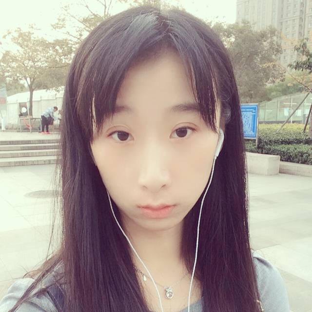 月娅的照片
