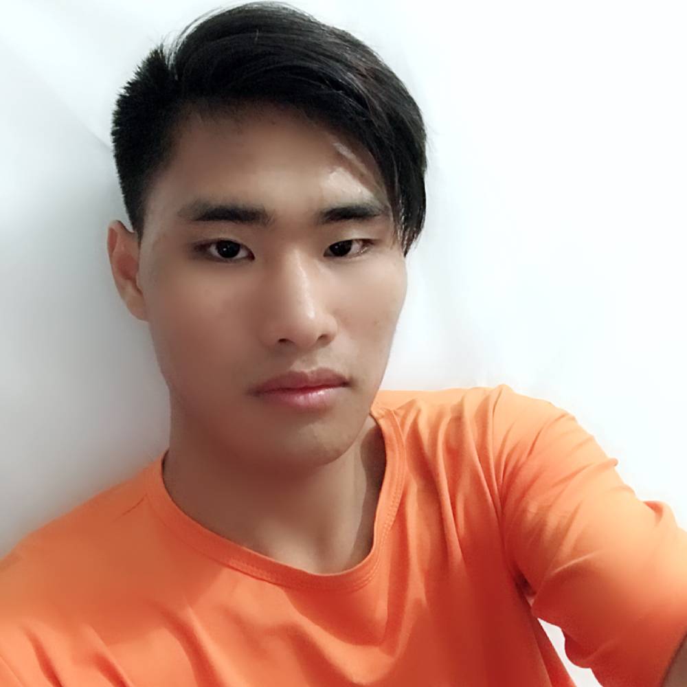 闪闪相许蜡烛的照片