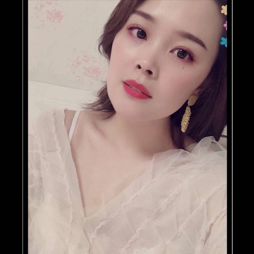 御姐傻傻的照片