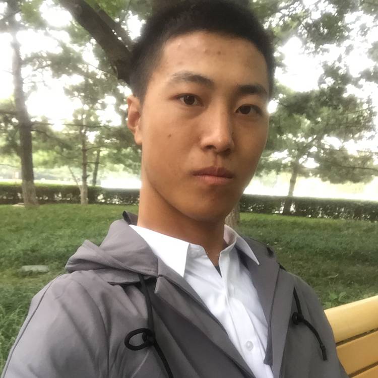 青丝如墨的照片