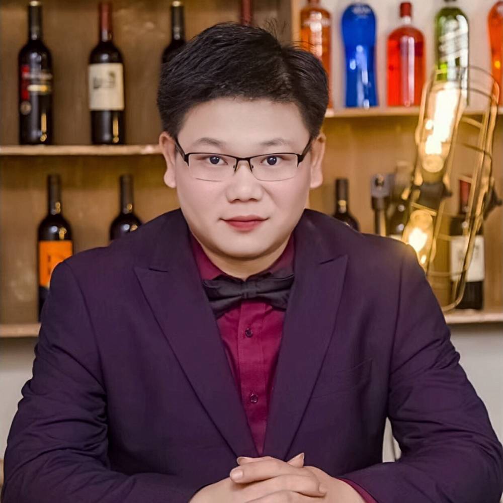 莫佳的照片